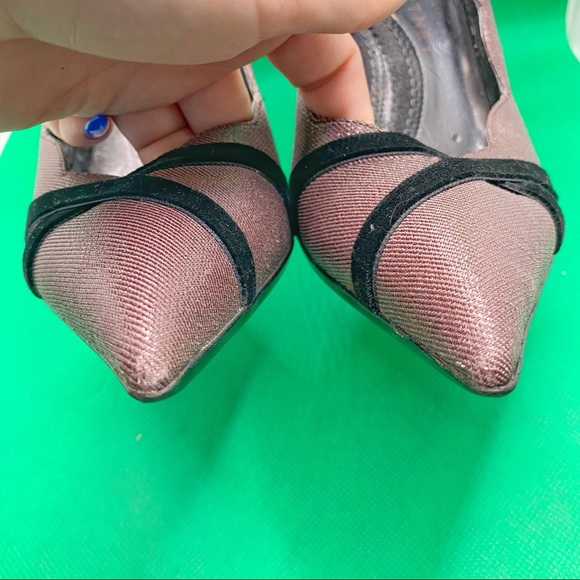 Stella McCartney Scallop Velvet Pointed Toe Heels - Picture 10 of 10